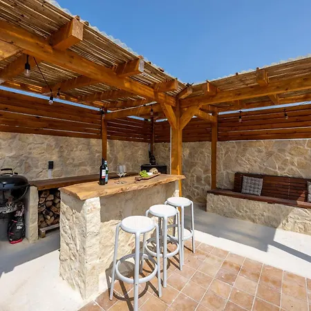 Casa Salacia Villa